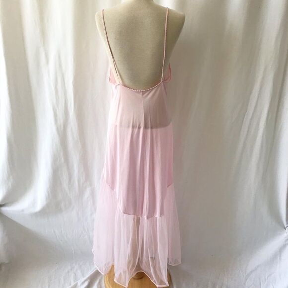 Vintage Dominique pink nylon nightgown size M - Picture 7 of 10